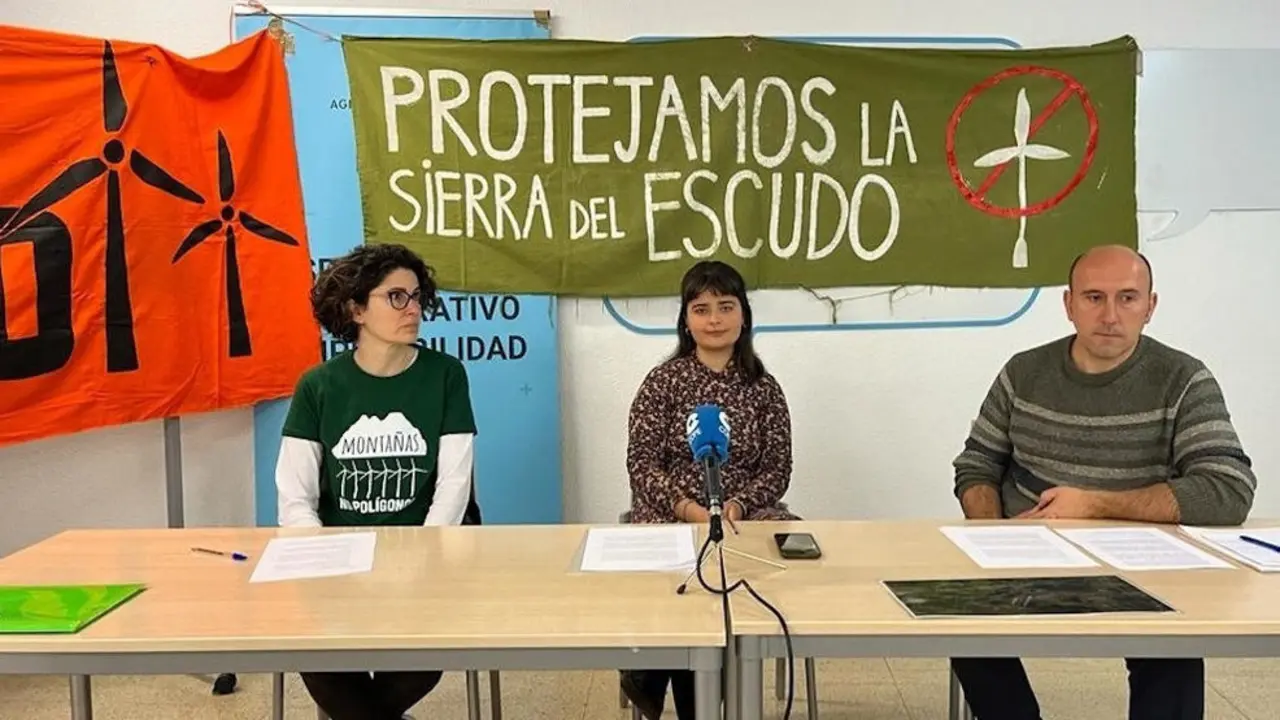 Colectivos vecinales de Cantabria contra los polígonos eólicos