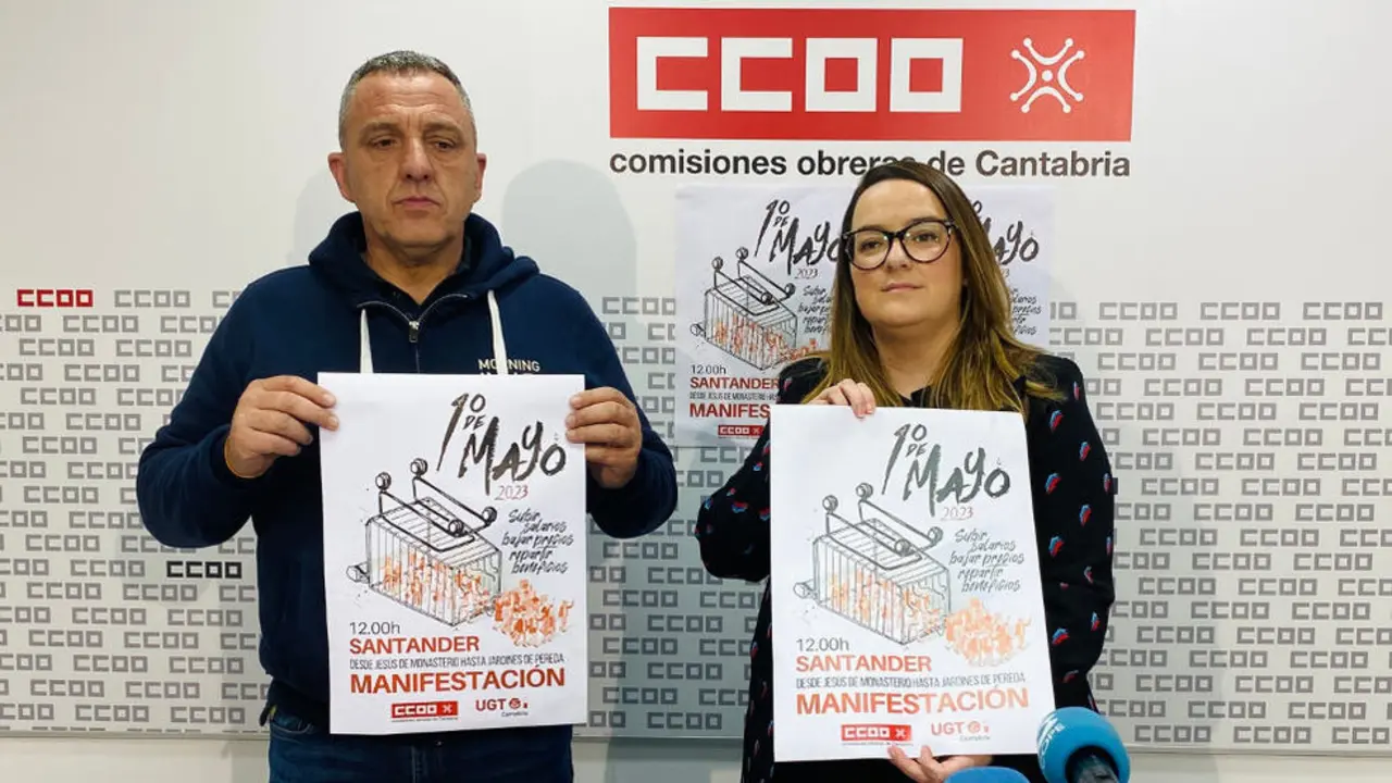 Los secretarios generales de CCOO, Rosa Mantecón, y UGT, Mariano Carmona, en la presentación de la manifestación del 1 de Mayo