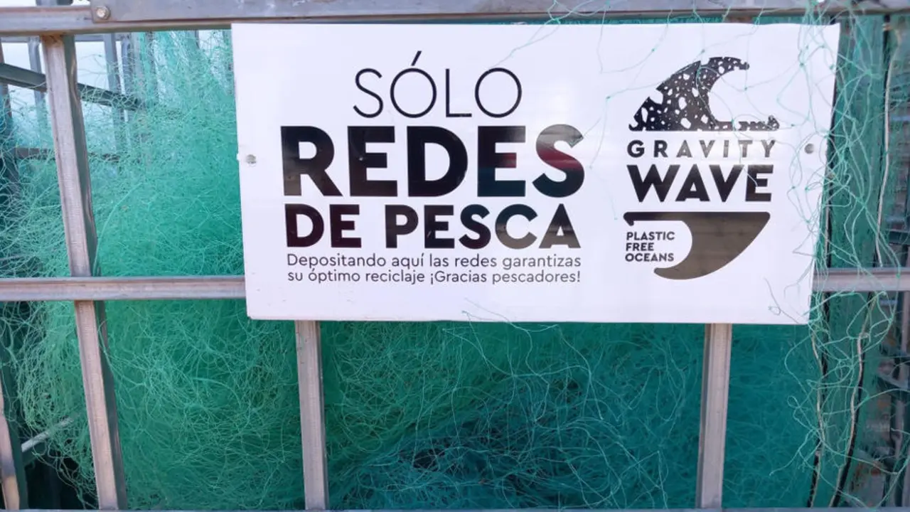 Suances facilita el reciclado de redes de pesca