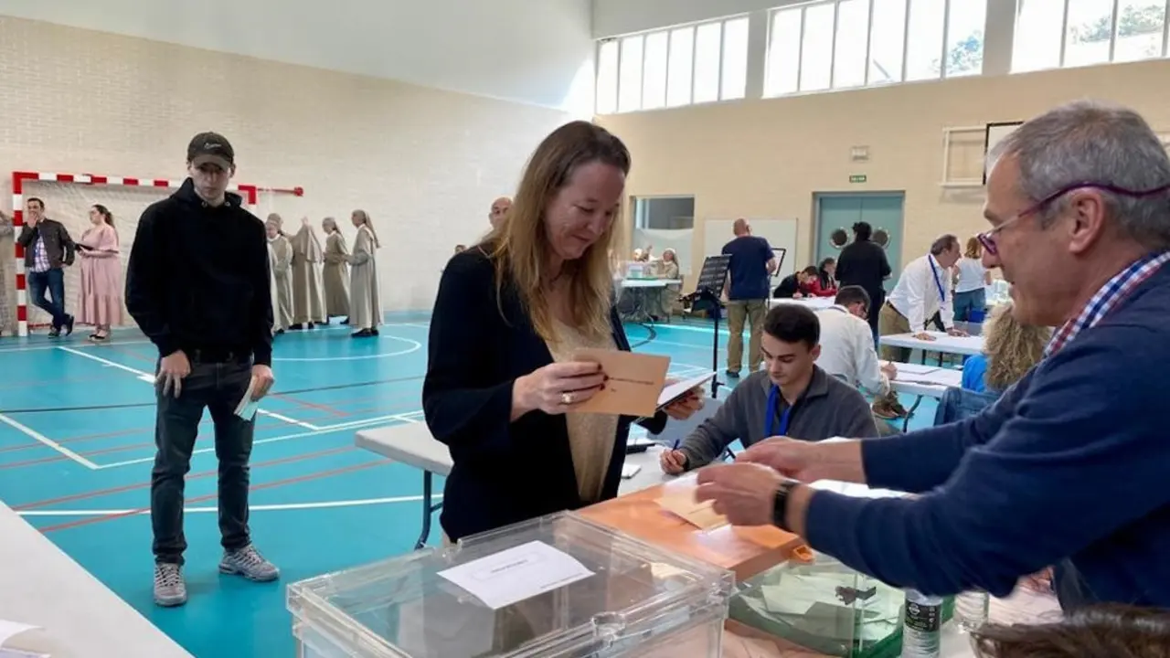 Leticia Díaz, candidata de Vox a la presidencia de Cantabria