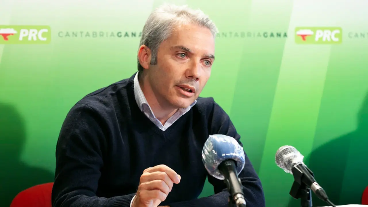 &Aacute;ngel Llano, alcalde de Guriezo