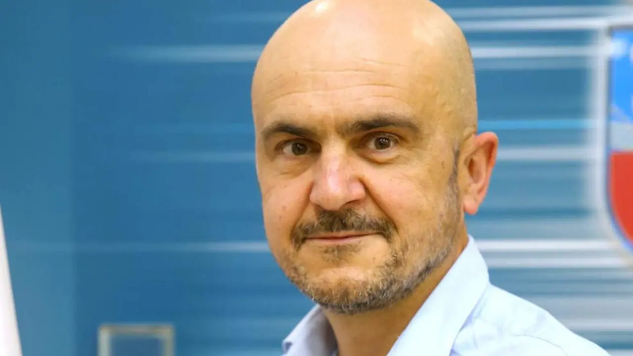  &Aacute;ngel Luis Serdio Cos&iacute;o