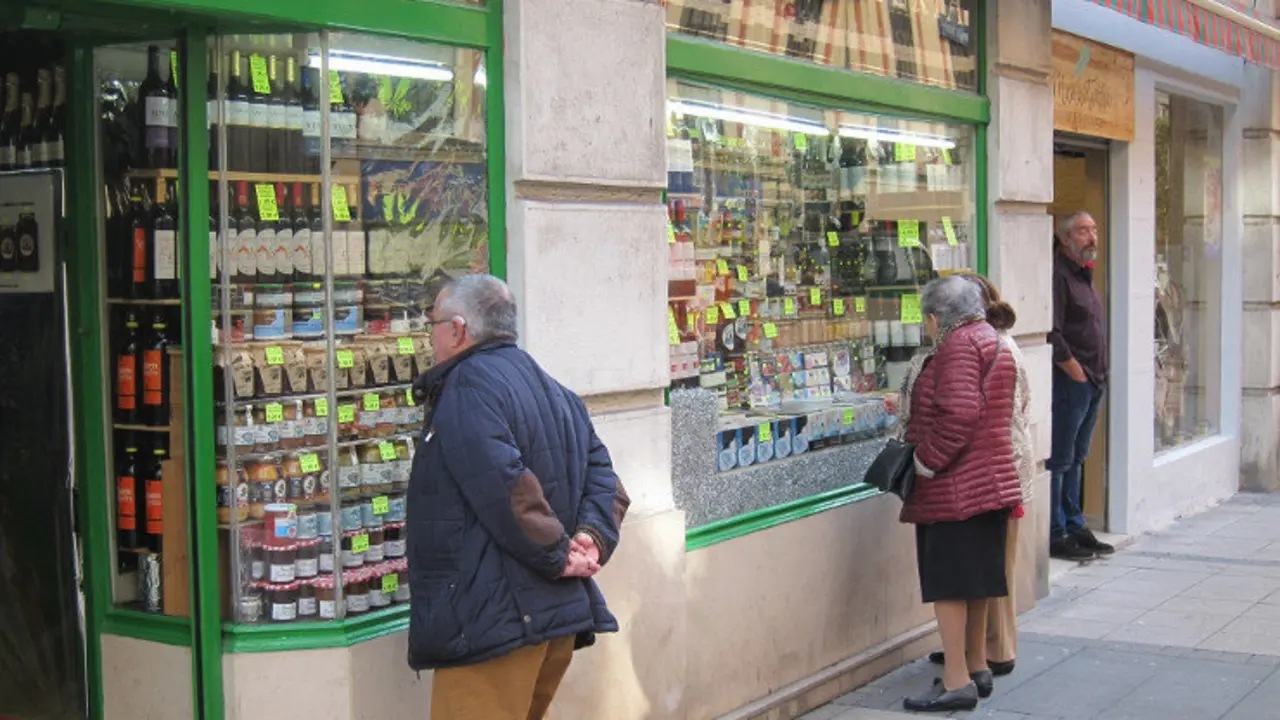 Un comercio de Santander en una imagen de archivo