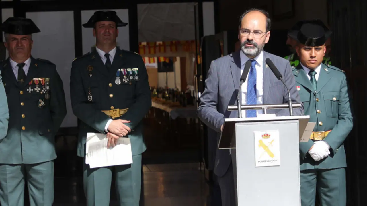 Jos&eacute; Luis Urraca interviene en el acto de la Guardia Civil