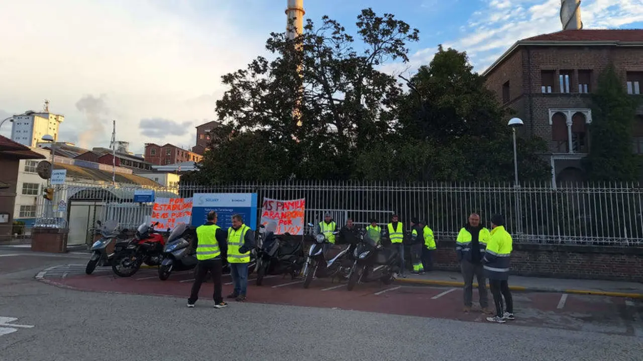 Imagen del tercer d&iacute;a de huelga en Solvay