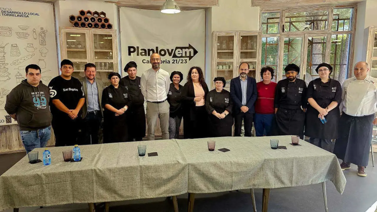 Clausura de la Escuela de Talento Joven depasteler&iacute;a y cocina