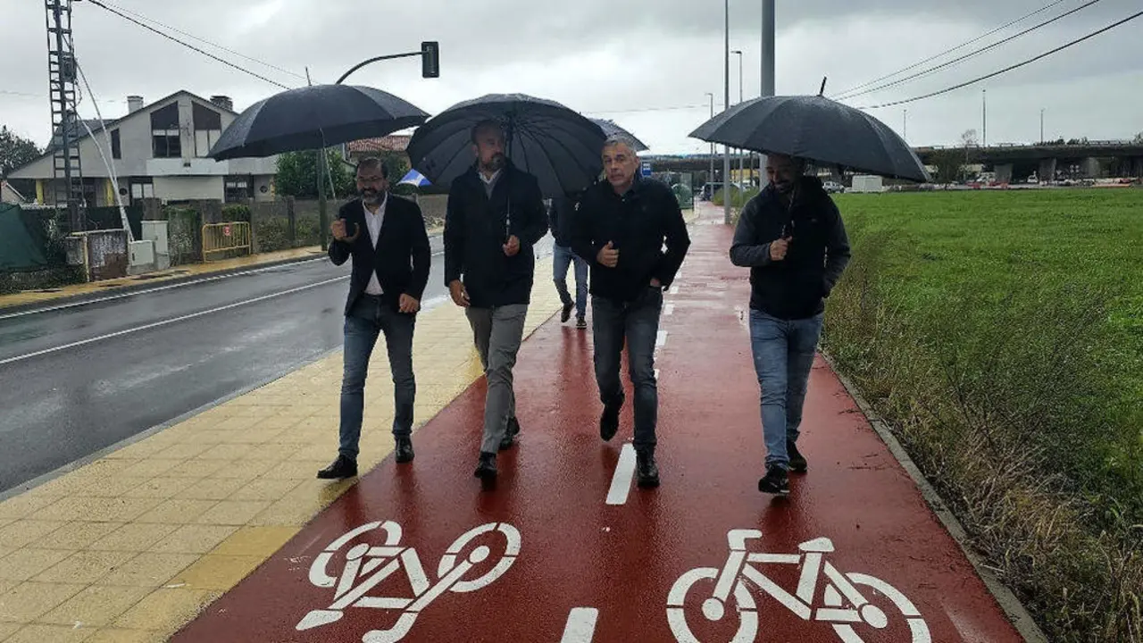 Visita de las obras de mejora de la Avenida Fern&aacute;ndez Vallejo