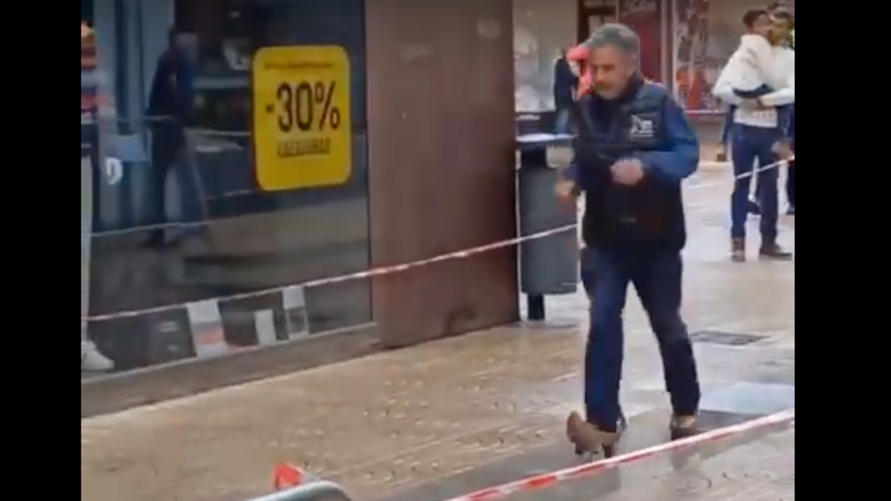 El 'sprint' de Revilla en la 'Carrera en Albarcas' de Torrelavega