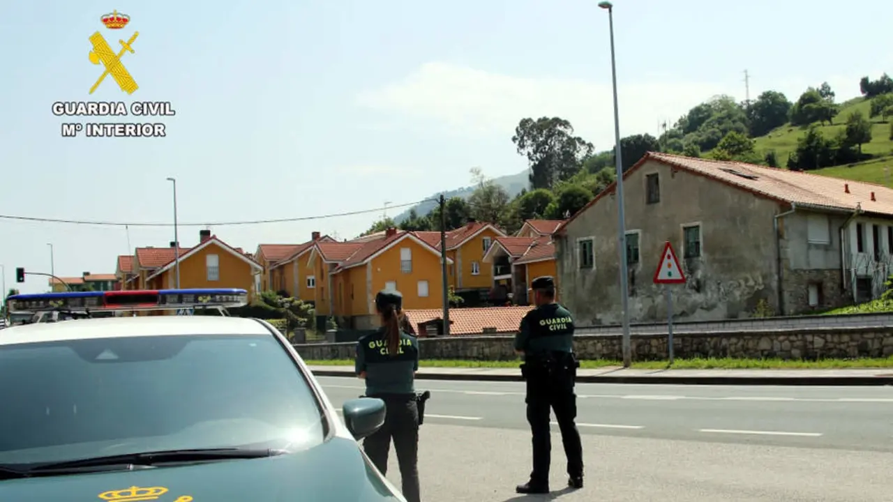 Agentes de la Guardia Civil