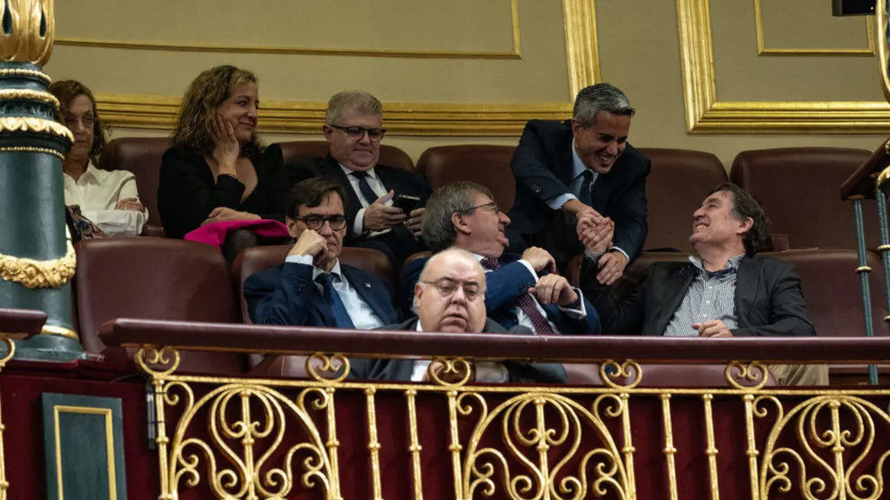Pablo Zuloaga en el Congreso, en la sesi&oacute;n de investidura de Pedro S&aacute;nchez como presidente del Gobierno