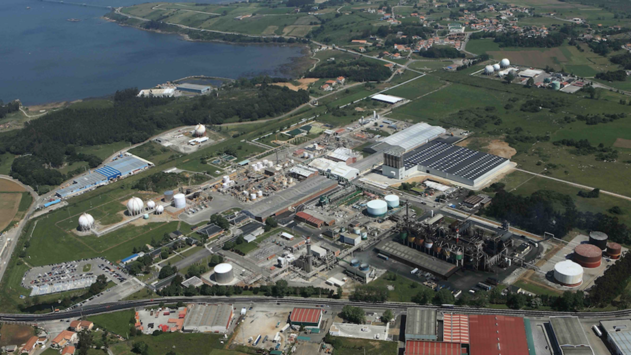 Complejo del Grupo Dynasol en Gajano