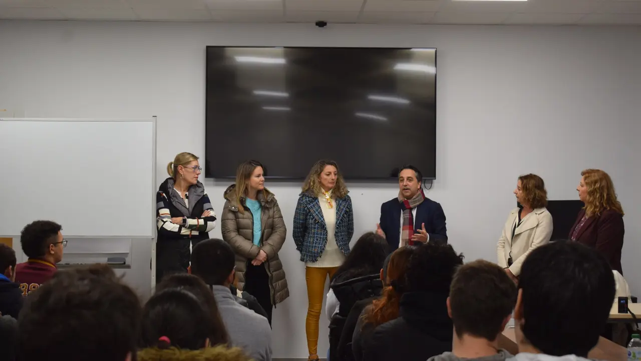 Inauguraci&oacute;n de las escuelas de Talento Joven