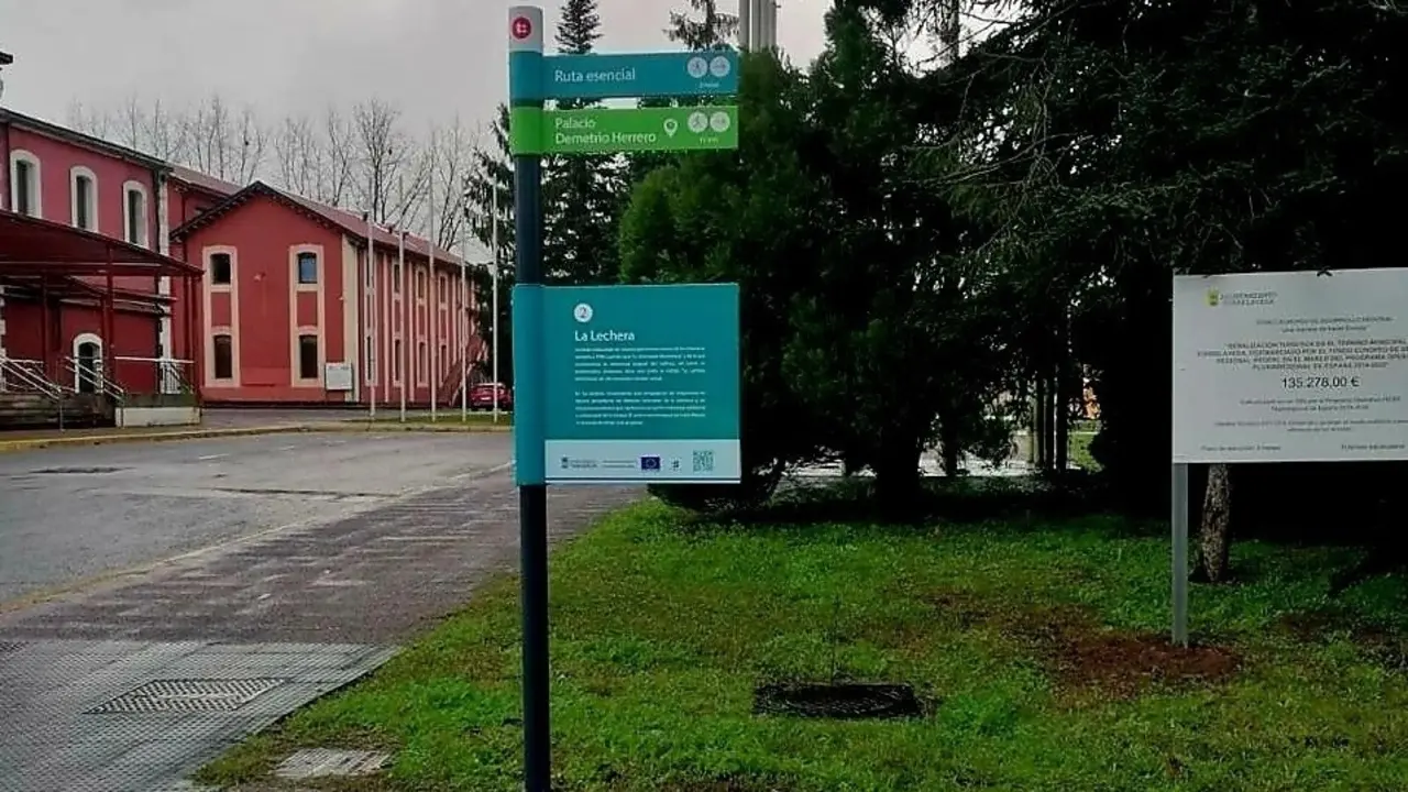Nueva se&ntilde;al&eacute;tica tur&iacute;stica de Torrelavega
