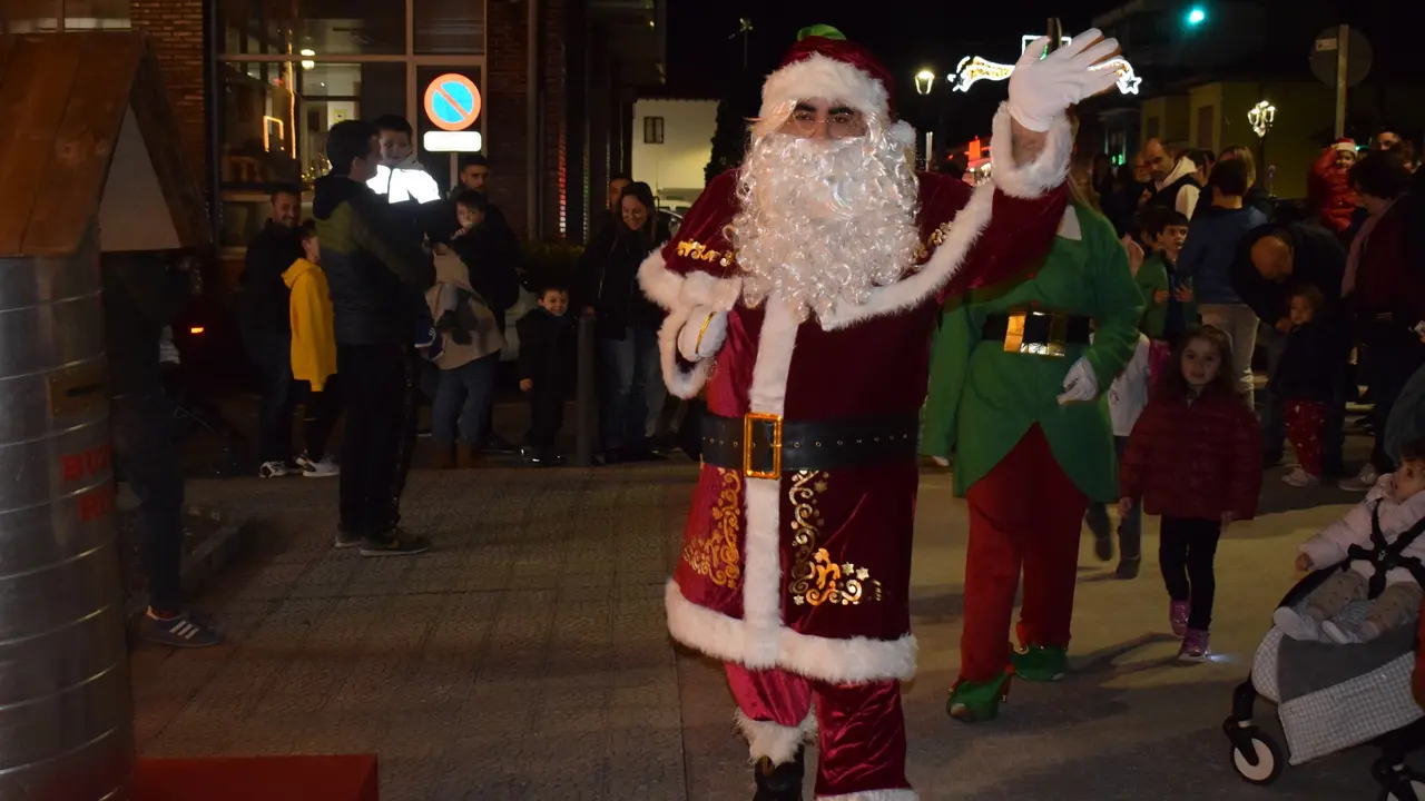 Visita de Pap&aacute; Noel a Renedo en 2022