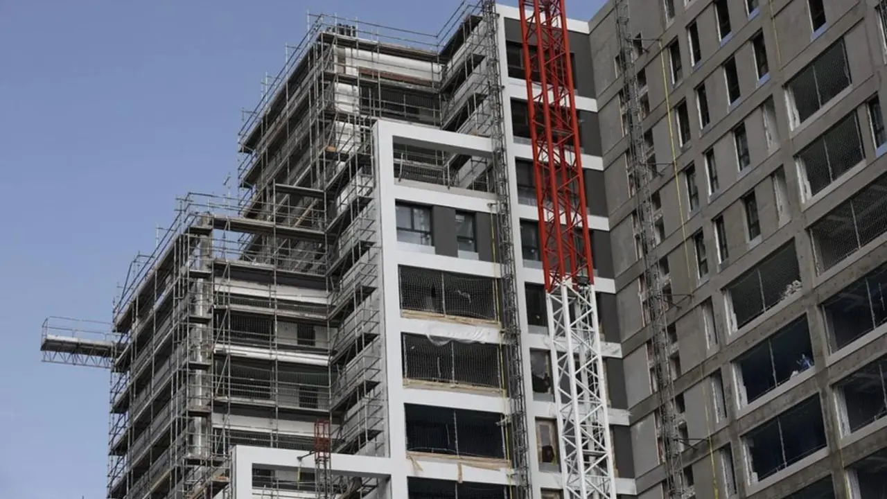 Edificio en construcci&oacute;n