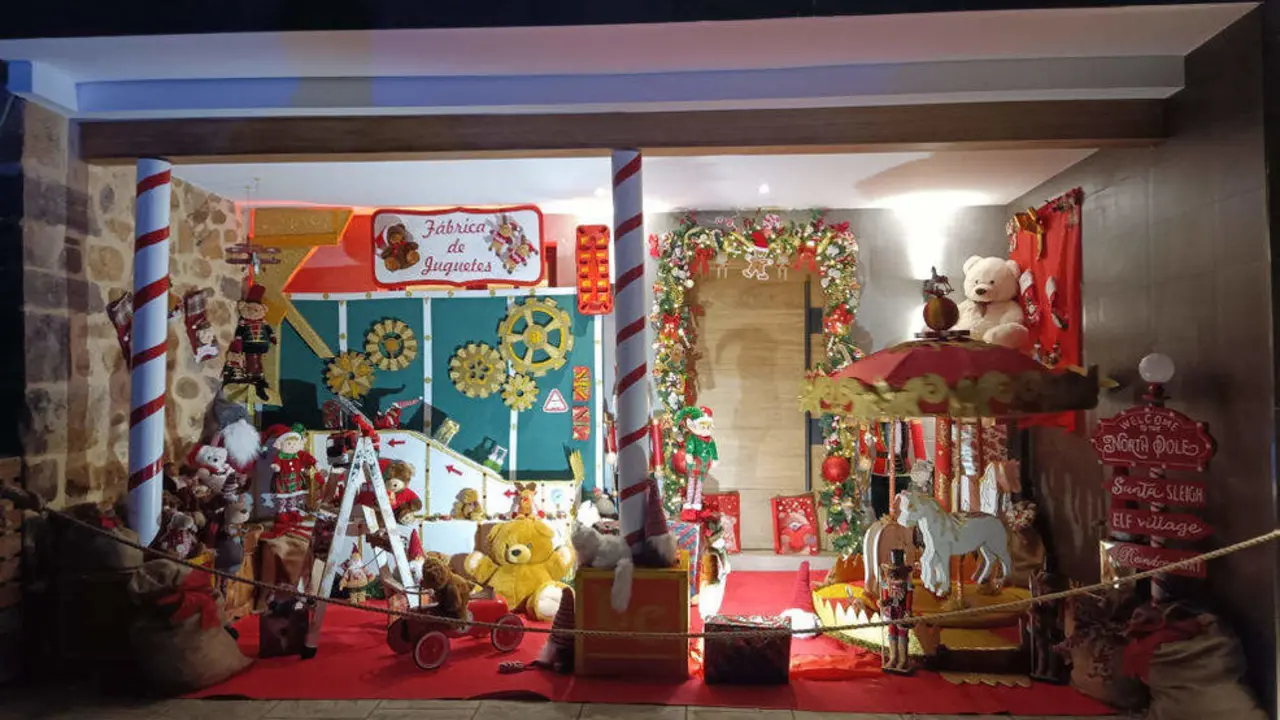 F&aacute;brica de Juguetes, Quijano