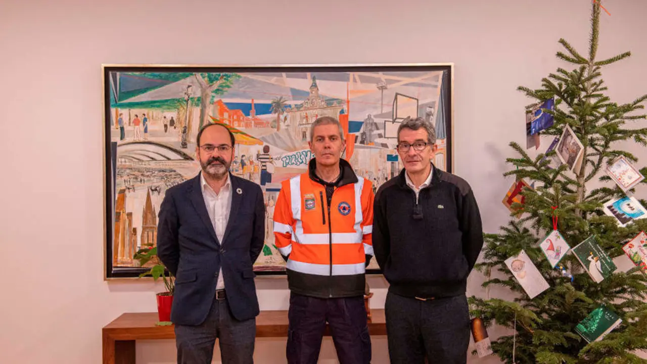 El Ayuntamiento de Torrelavega ha renovado el convenio de colaboraci&oacute;n con la Agrupaci&oacute;n de Voluntarios de Protecci&oacute;n Civil