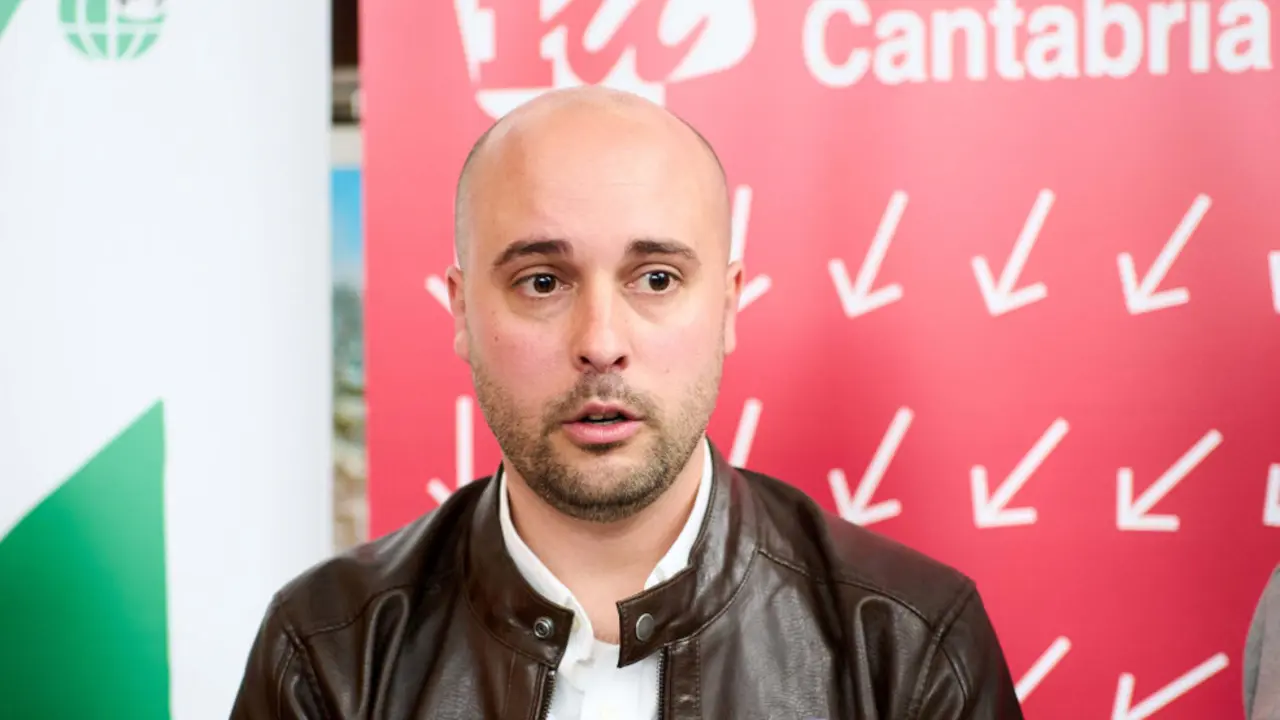 Israel Ruiz Salm&oacute;n, coordinador general de Izquierda Unida de Cantabria