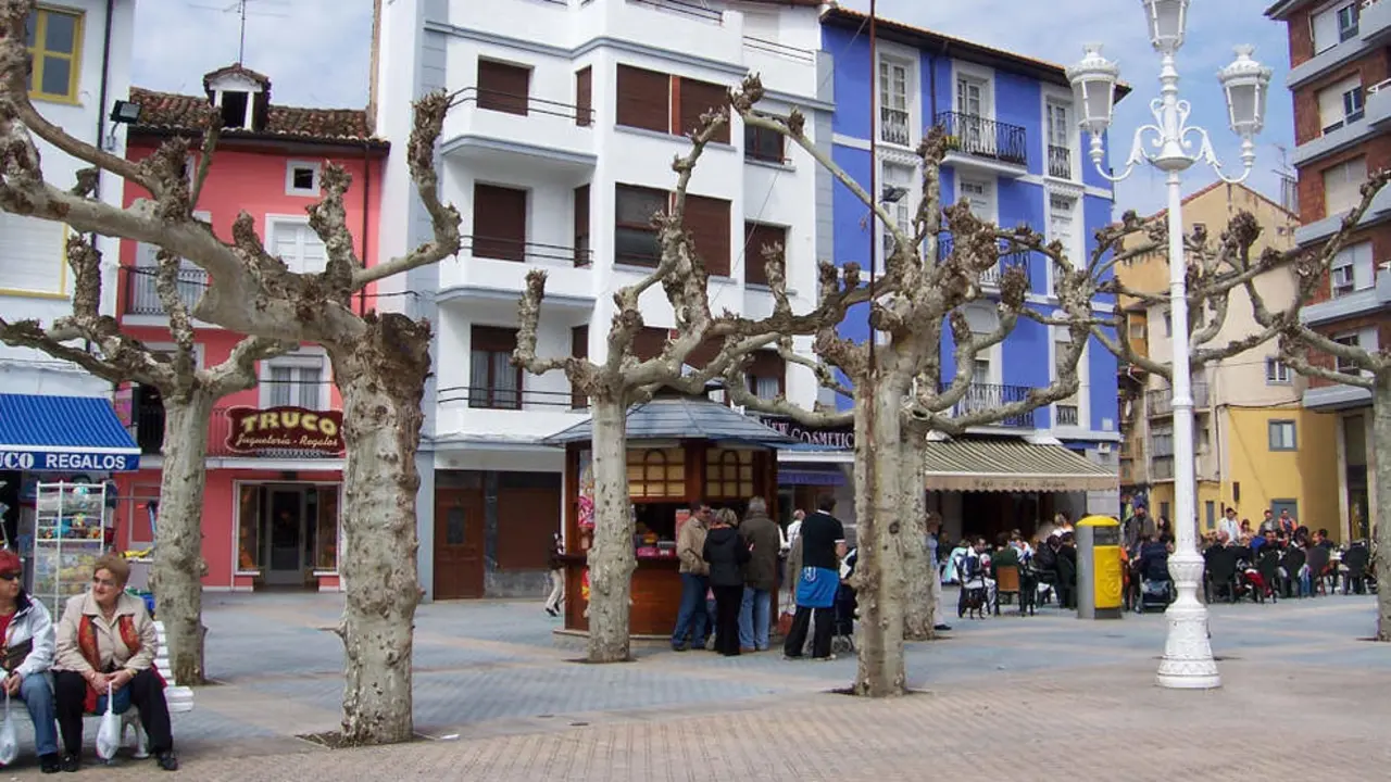 Plaza de San Antonio, Santo&ntilde;a | Foto- Wikipedia