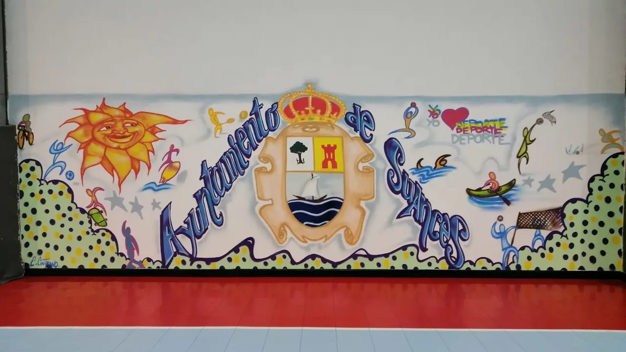 Grafiti en el pabell&oacute;n de Hinojedo