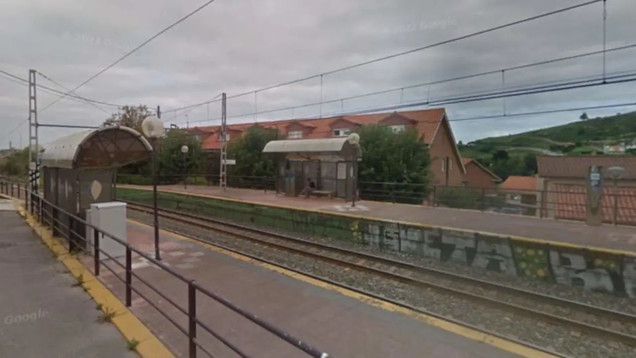 Apeadero del tren de Boo de Pi&eacute;lagos | Foto- Google Maps