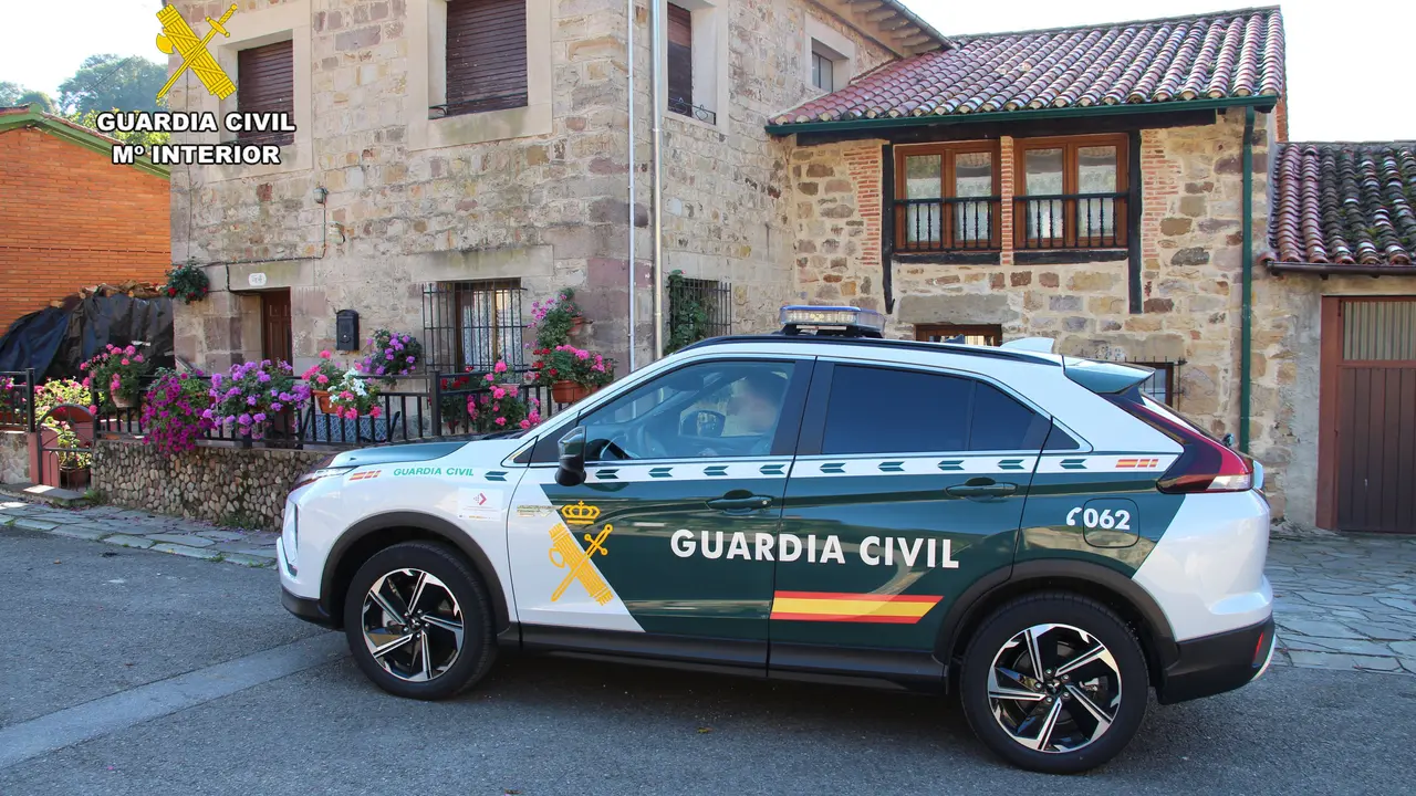 Patrulla de la Guardia Civil
