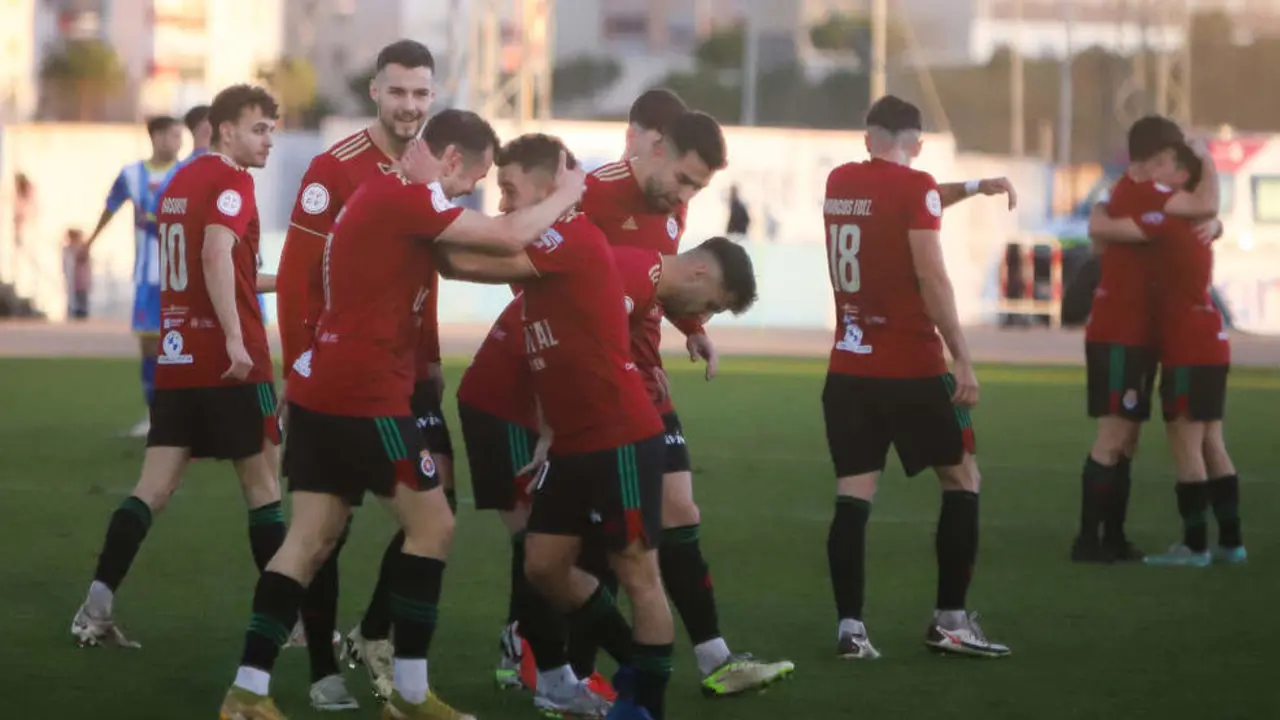 Celebraci&oacute;n del tanto de la RS Gimn&aacute;stica | Foto- N&eacute;stor Revuelta