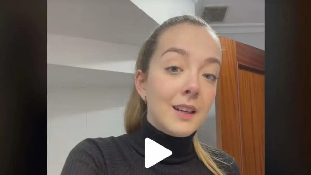 Carla (@social.carla), durante el v&iacute;deo en el que explica c&oacute;mo combatir los momentos de depresi&oacute;n