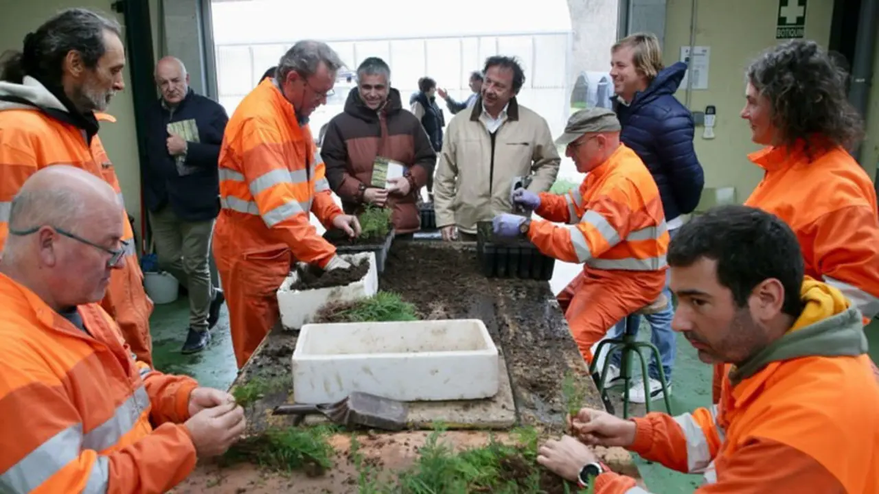 El consejero de Desarrollo Rural, Pablo Palencia, visita el Centro Forestal de Villapresente