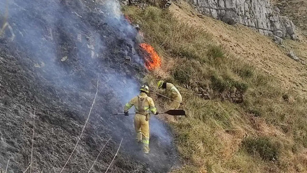 Incendio forestal en Picos de Europa