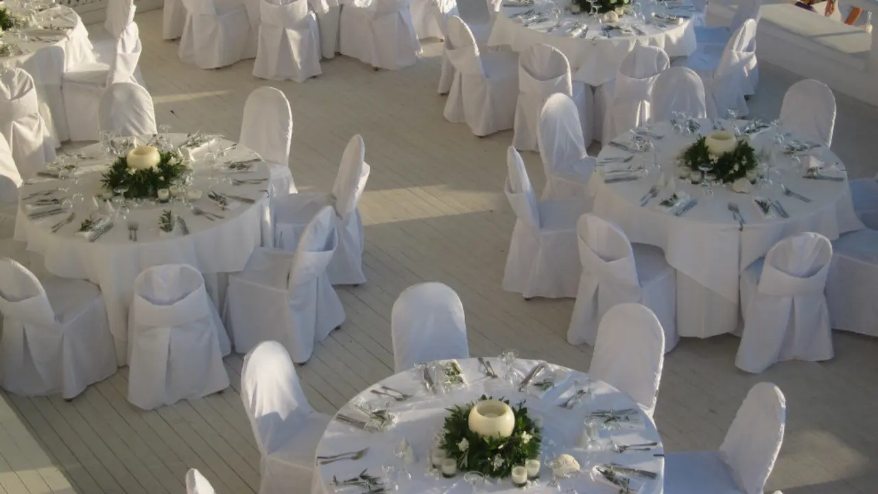Comedor de una boda | Foto de archivo