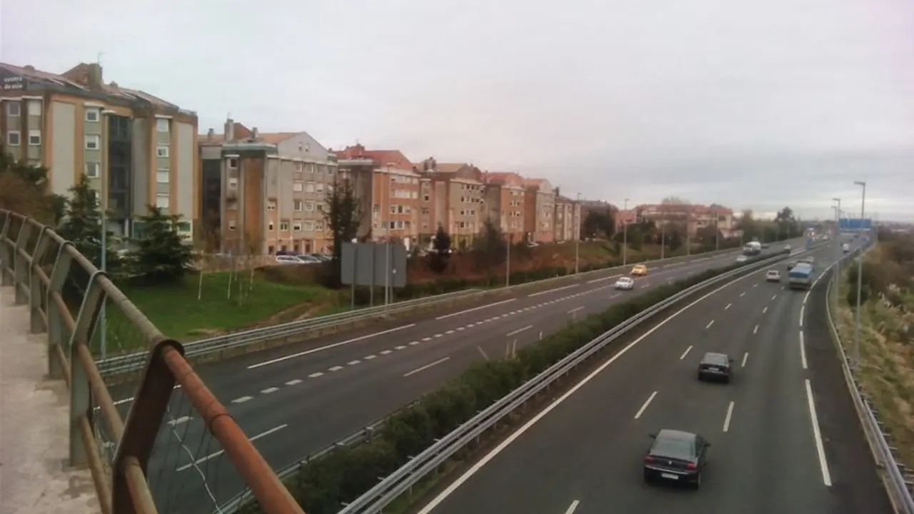 Aprobado provisionalmente el proyecto para aumentar la capacidad de la A-67 y la S-10 en Santander  