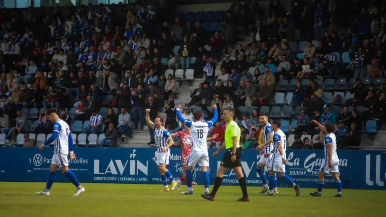 Fotograf&iacute;a de N&eacute;stor Revuelta y Beatriz Vila.
