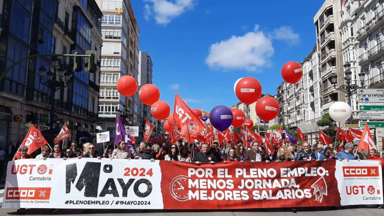 Manifestaci&oacute;n de CCOO y UGT el 1 de mayo de 2024 en Santander