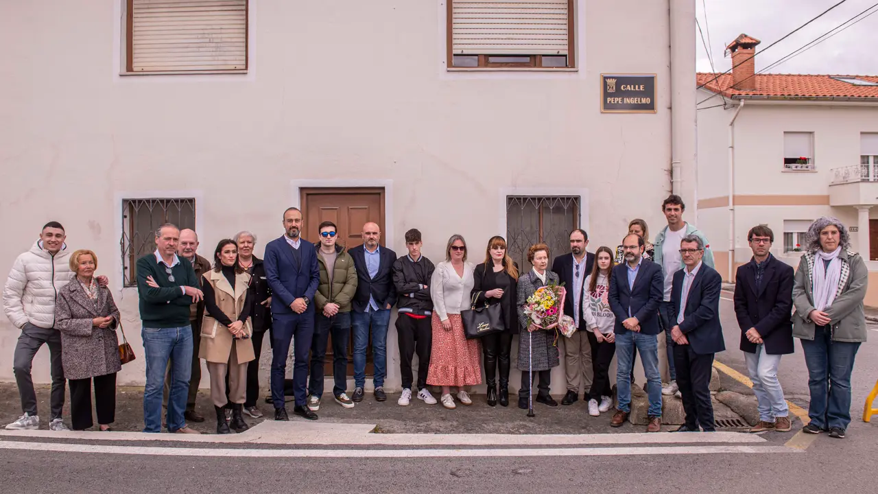 Acto de denominaci&oacute;n de una calle de Sierrapando con el nombre de Pepe Ingelmo