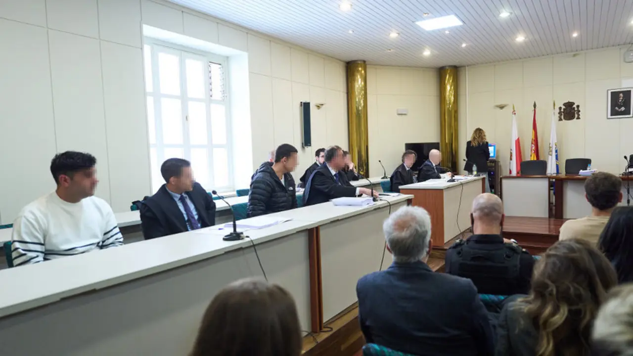 Los acusados durante el juicio por el accidente mortal de Castelar