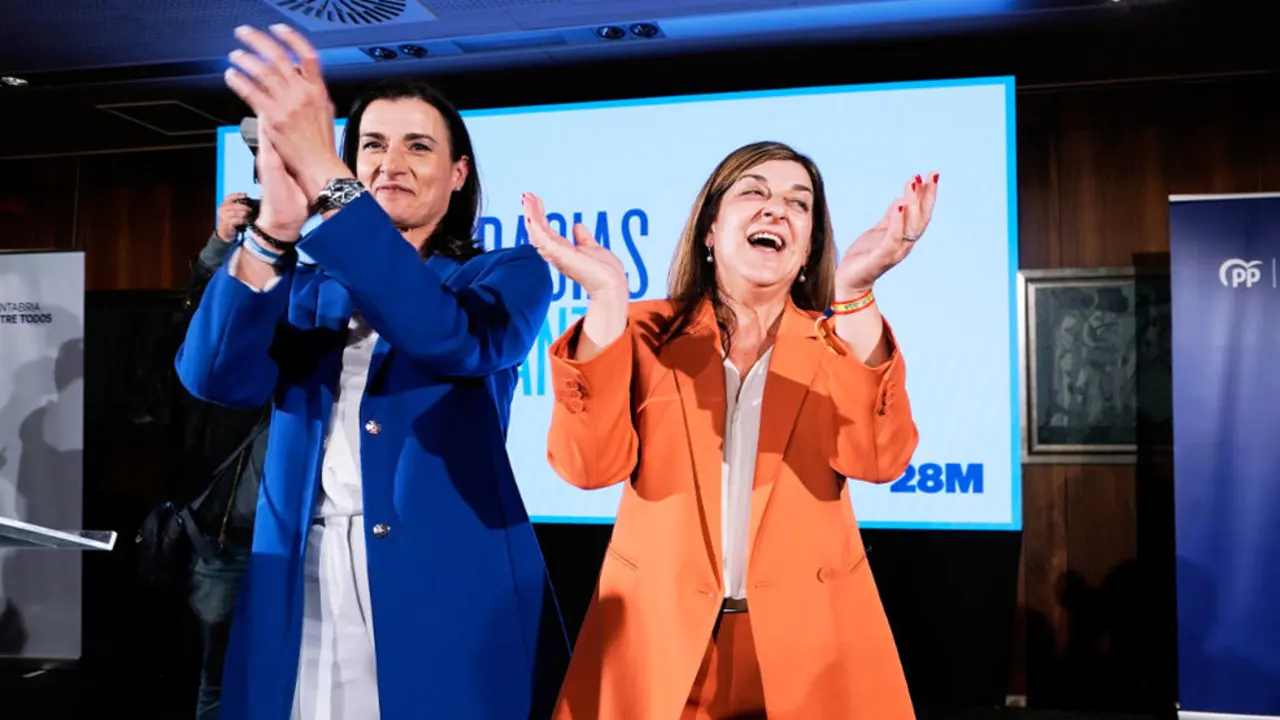 La candidata del PP a la Alcald&iacute;a de Santander, Gema Igual, y la candidata del PP a la Presidencia de Cantabria, Mar&iacute;a Jos&eacute; S&aacute;enz de Buruaga