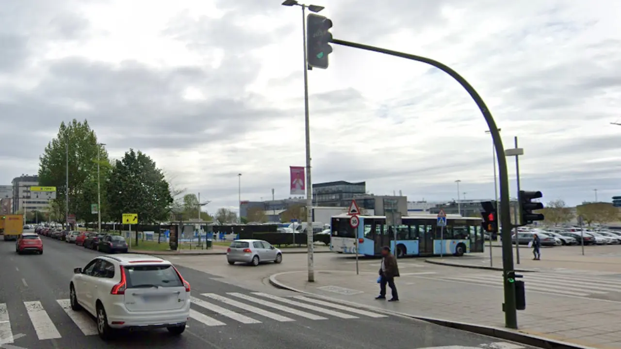 Cruce de las calles Marqu&eacute;s de la Hermida y Armada Espa&ntilde;ola | Foto- Google Maps