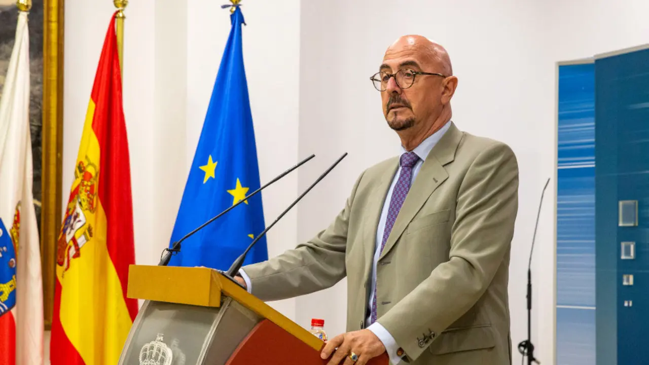 El consejero de Salud de Cantabria, C&eacute;sar Pascual