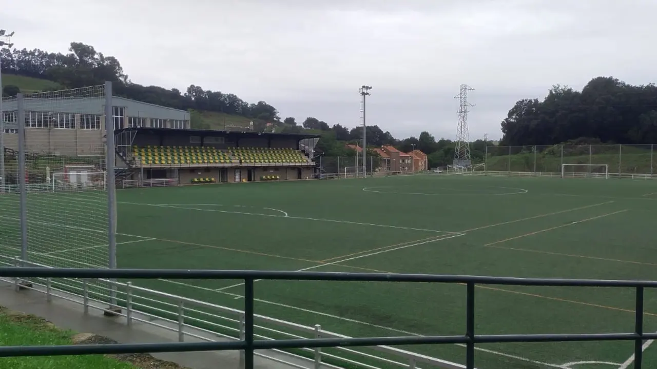 Campo de f&uacute;tbol La Concha de Villaescusa