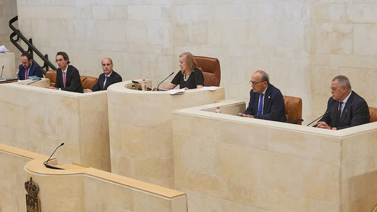 La nueva presidenta del Parlamento de Cantabria, Mar&iacute;a Jos&eacute; Gonz&aacute;lez Revuelta