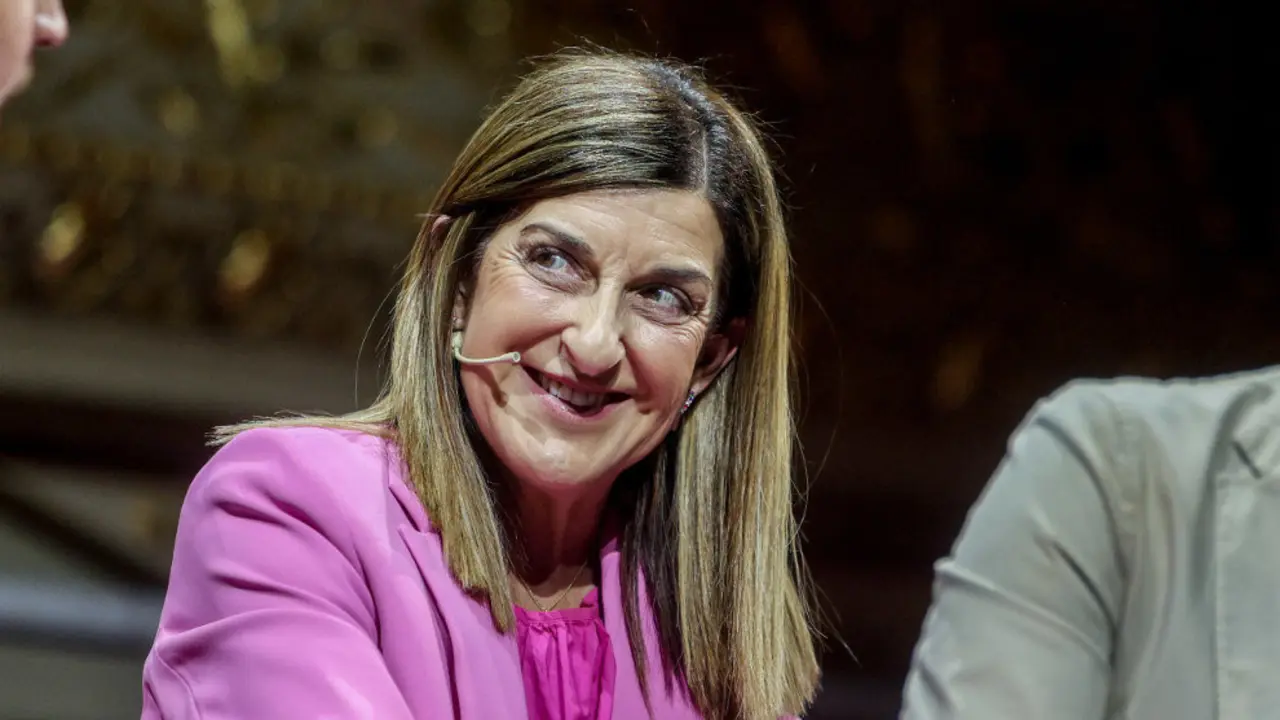 La presidenta de Cantabria, Mar&iacute;a Jos&eacute; S&aacute;enz de Buruaga