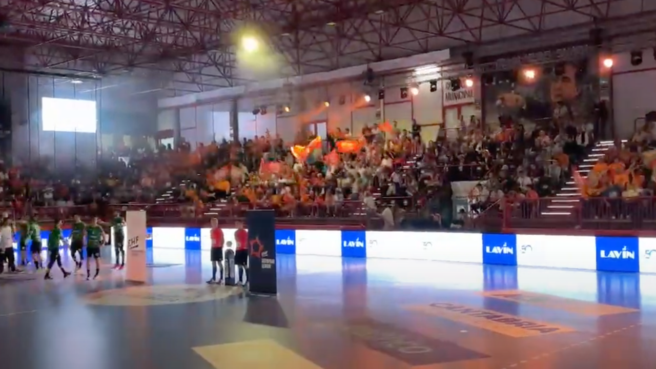 As&iacute; vive el Vicente Trueba su primer partido europeo con el Bathco Torrelavega