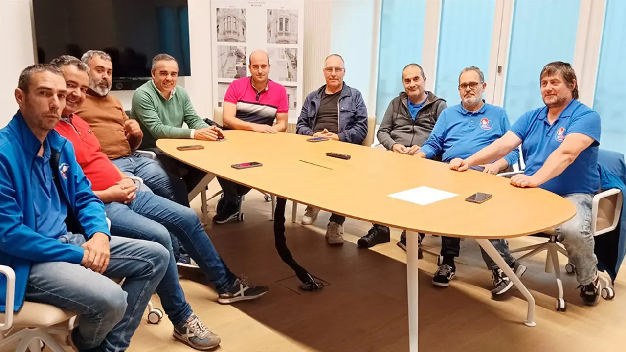 Manu Andoni Ruiz, reelegido presidente de la Federaci&oacute;n C&aacute;ntabra del Taxi - FEDERACI&Oacute;N C&Aacute;NTABRA DEL TAXI