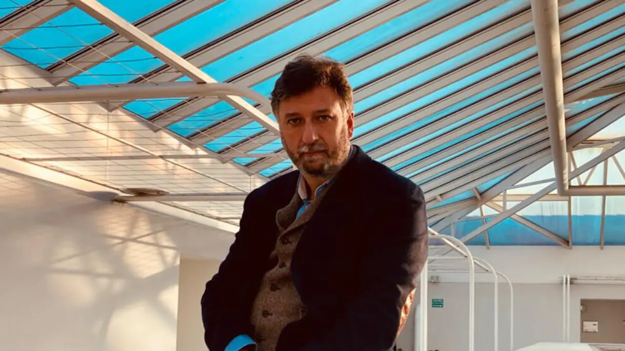 El diputado Crist&oacute;bal Palacio en el Parlamento de Cantabria