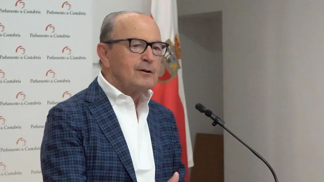 El diputado regionalista en materia de Turismo, Javier L&oacute;pez Marcano