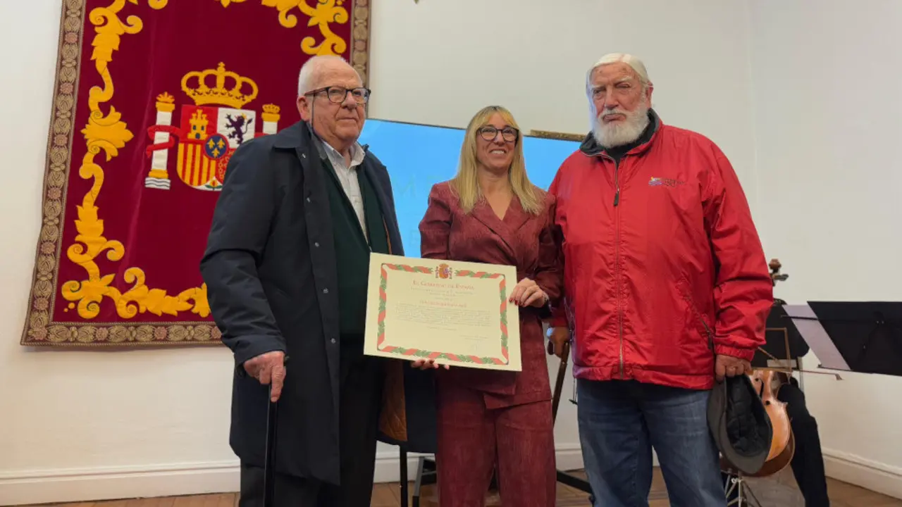 G&oacute;mez de Diego reivindica la memoria democr&aacute;tica en el acto de reconocimiento y reparaci&oacute;n a Juli&aacute;n Quintana Ruiz