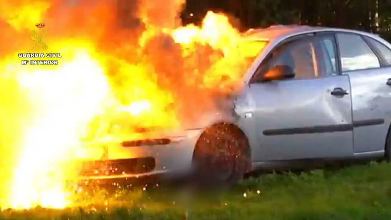 Detenido un youtuber con m&aacute;s de un mill&oacute;n de suscriptores por fabricaci&oacute;n legal de explosivos | Foto: Guardia Civil