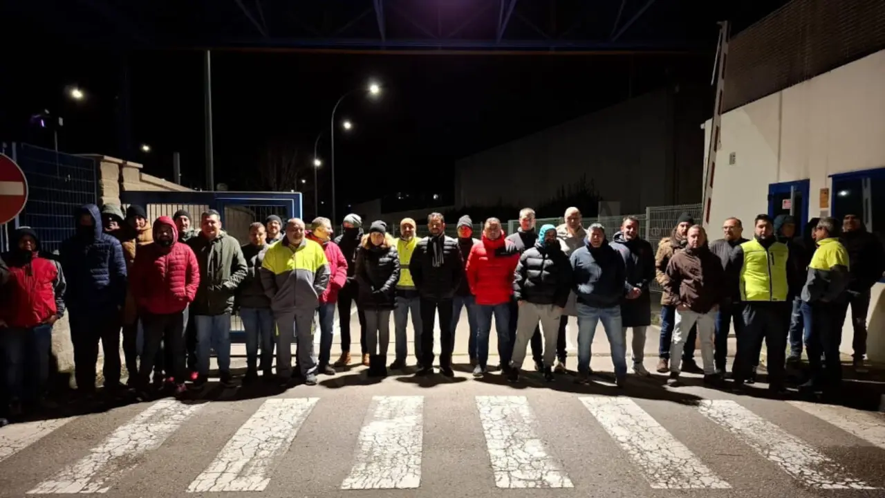 Huelga en la f&aacute;brica de Altadis en Entrambasaguas