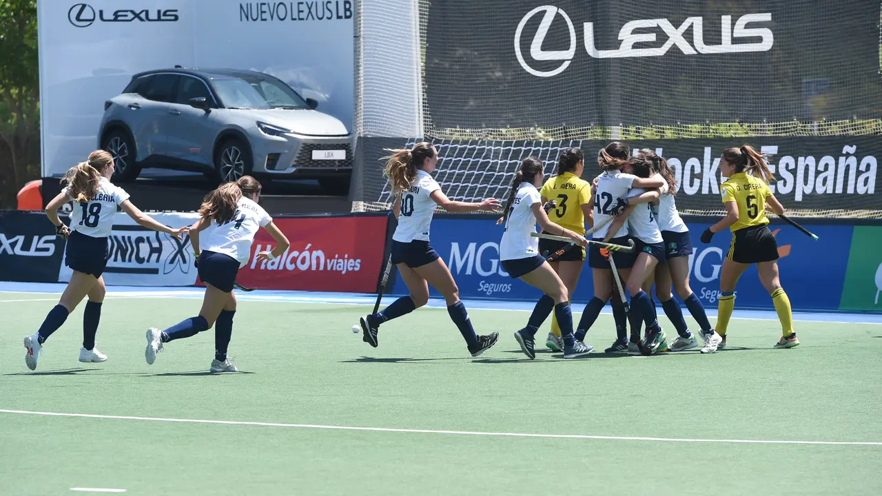Jugadoras en un partido Hockey. Foto| Archivo